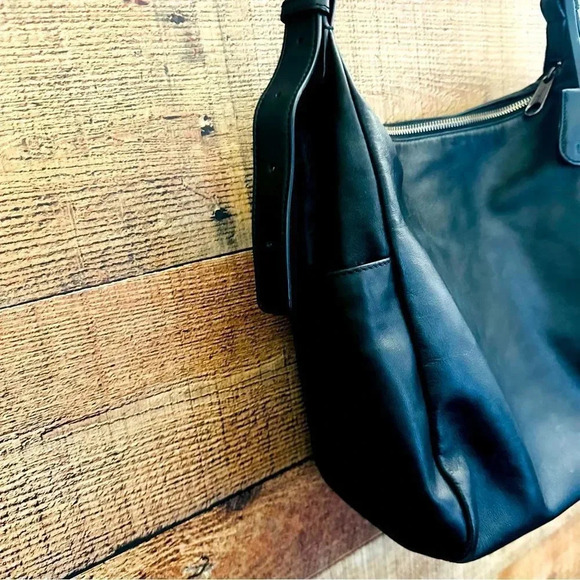 Rare Kipling Leather Crossbody Purse - Picture 5 of 11